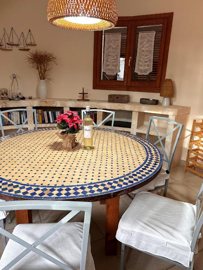 Villa Sanchez In Strandnahe Mit Pool, Jacuzzi, Klima, Wifi, Gas Bbq Santanyí Zewnętrze zdjęcie