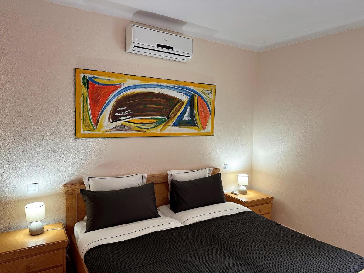 Villa Sanchez In Strandnahe Mit Pool, Jacuzzi, Klima, Wifi, Gas Bbq Santanyí Zewnętrze zdjęcie